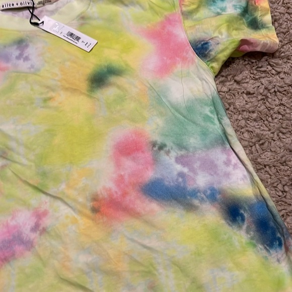 NWT Small Alice + Olivia Garner T-shirt Dress Tie Dye - Picture 5 of 9